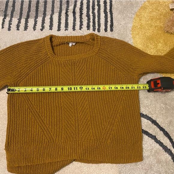 Balloon-Sleeve Pullover Sweater - Egyptian Gold - Picture 4 of 4